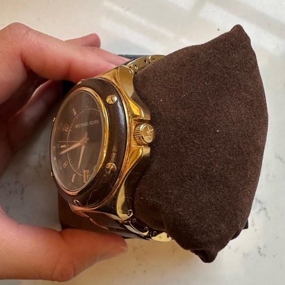 Michael kors watch. Gold and chocolate brown.